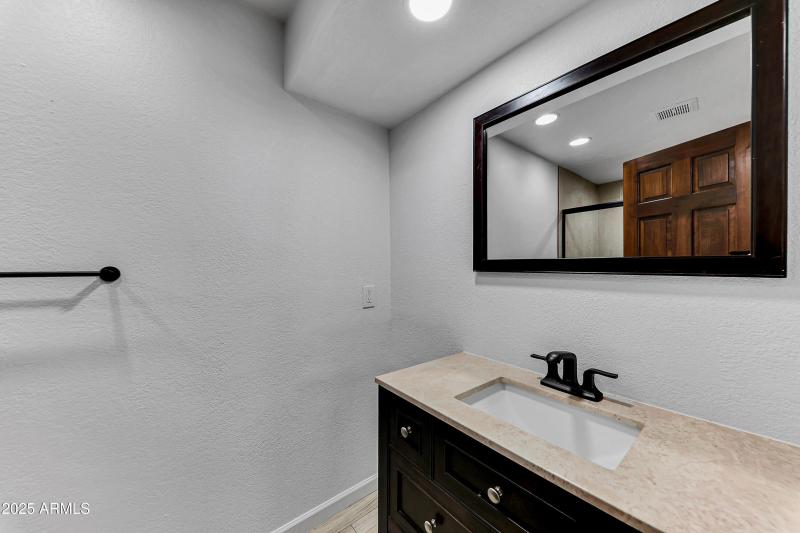 2237 E Captain Dreyfus-37