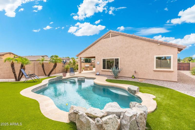 39-web-or-mls-DSC08763-HDR-Edit