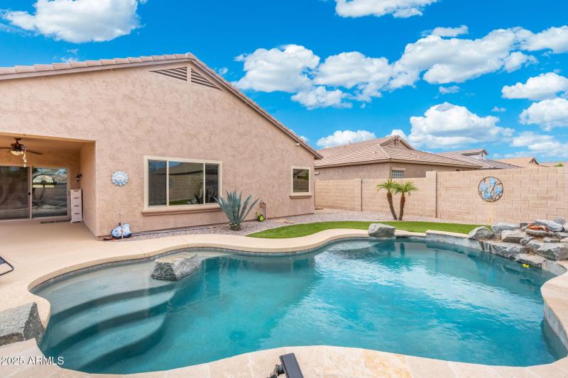 40-web-or-mls-DSC08766-HDR-Edit