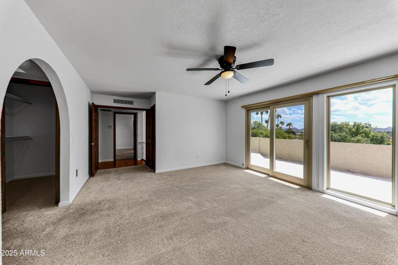 2237 E Captain Dreyfus-47