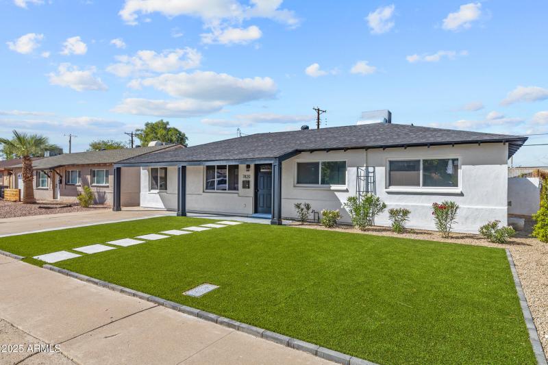 7820 E Loma Land Dr-2