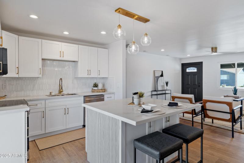 7820 E Loma Land Dr-13