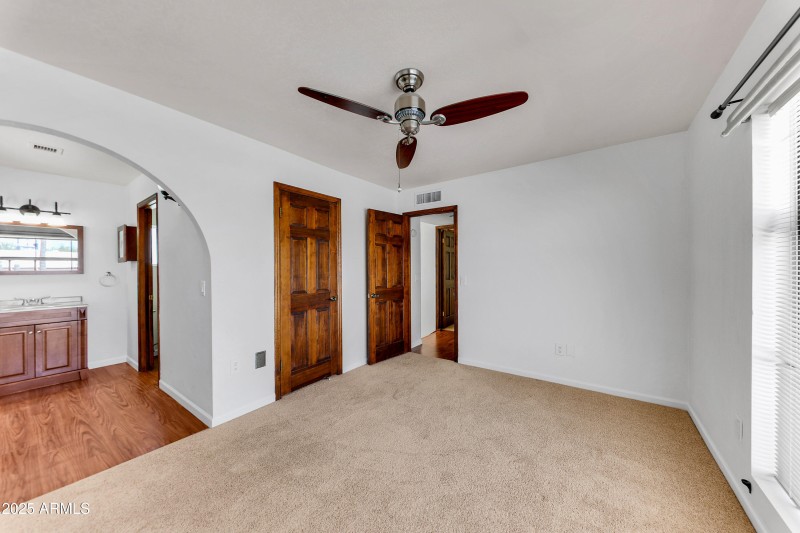 2237 E Captain Dreyfus-58