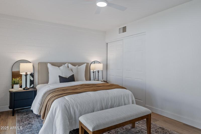 7820 E Loma Land Dr-22