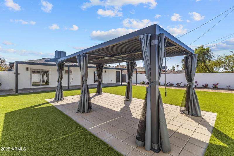 7820 E Loma Land Dr-25