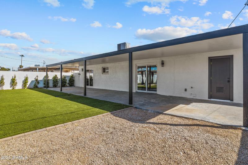 7820 E Loma Land Dr-28