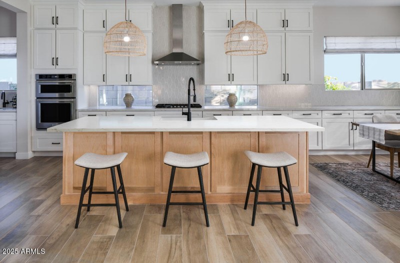 03 - Kitchen