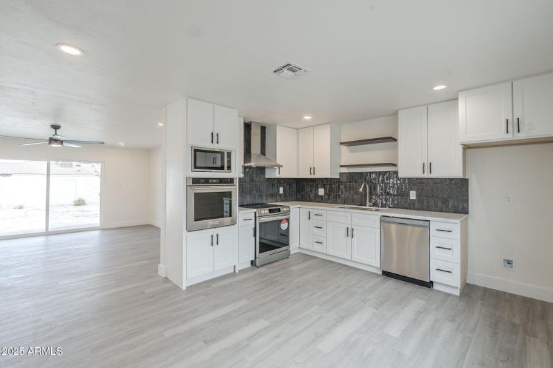 10-web-or-mls-Rose-10