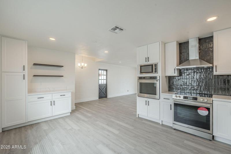 15-web-or-mls-Rose-15