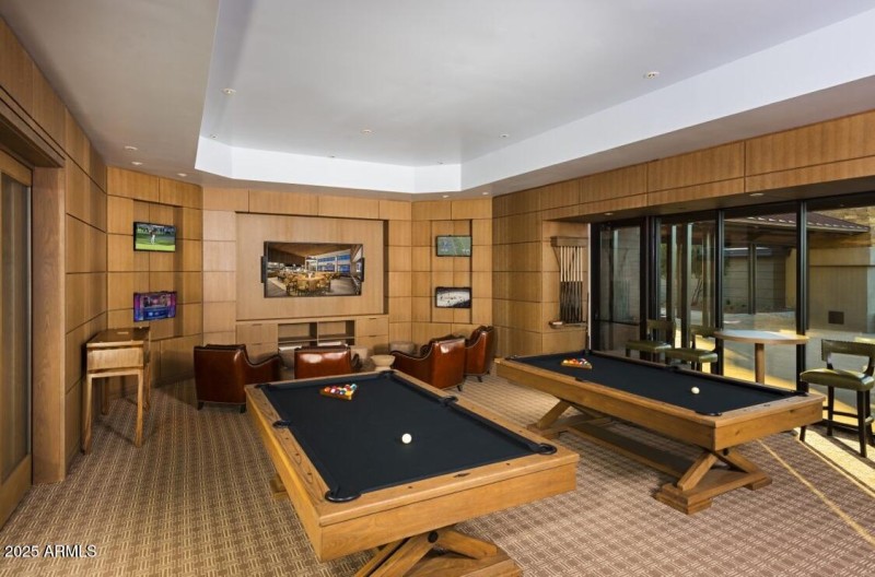 Sports Den