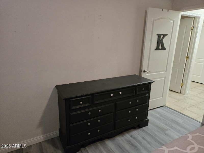 20250908_125640_resized