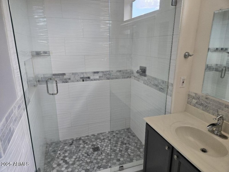 20250908_125818_resized