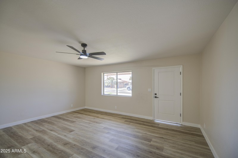 Living Room 4