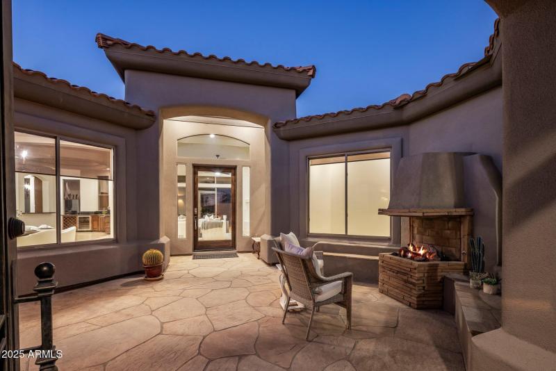 Charming Courtyard