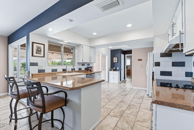 Breakfast Bar and Kitchen from Dining