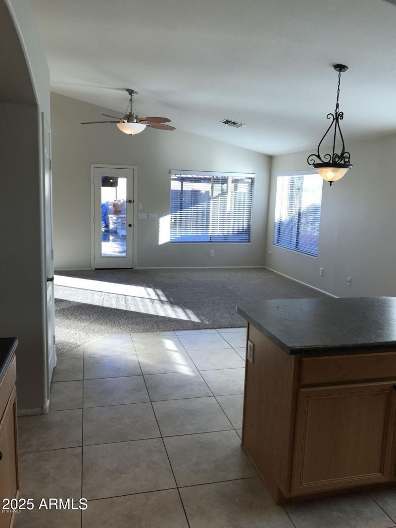 20161230054133823382000000-o