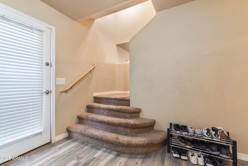 20_878 s huish dr-20