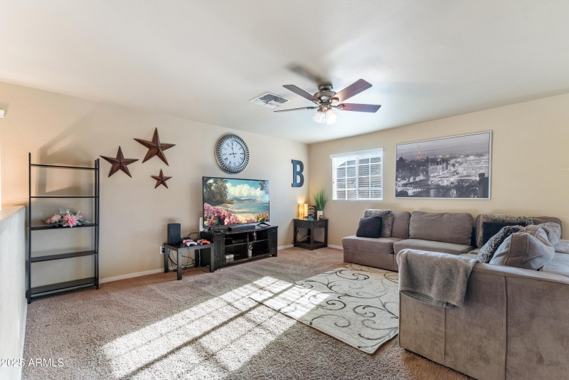 21_878 s huish dr-21