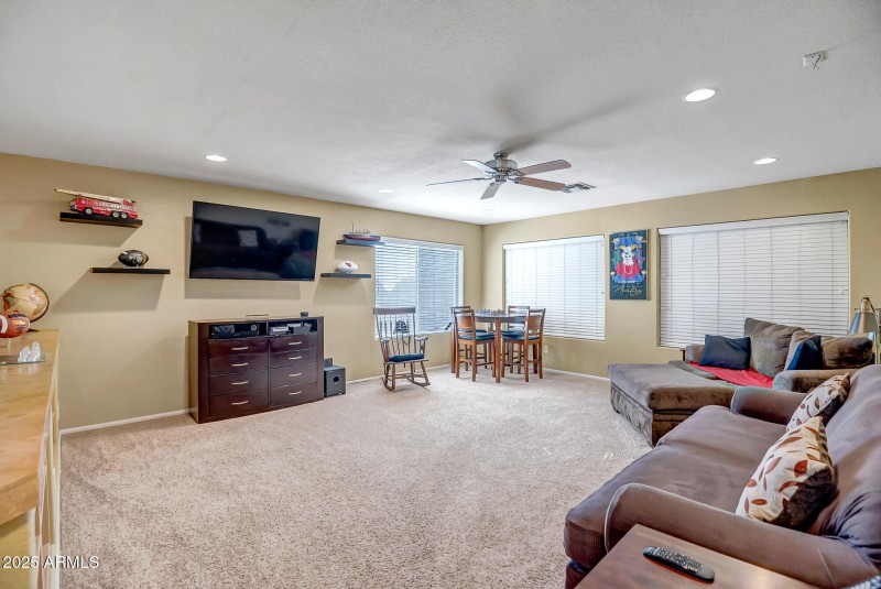 Extended Loft/Bonus Room