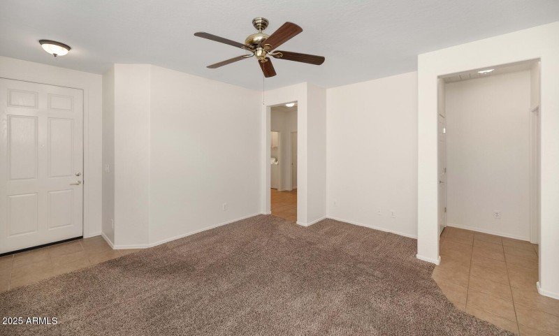 39820 N Mill Creek Ct-large-005-012-3982