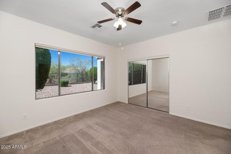 39820 N Mill Creek Ct-large-012-021-3982