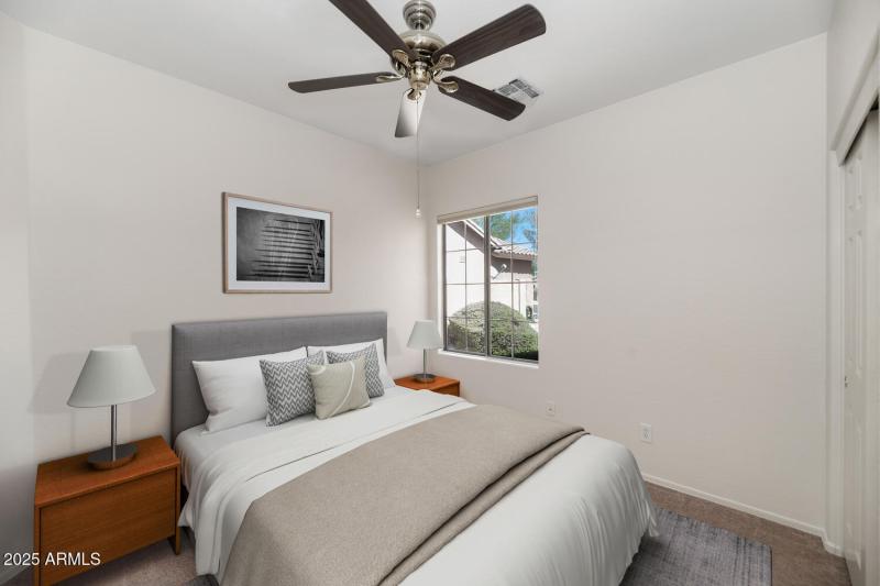 39820 N Mill Creek Ct-large-014-016-3982