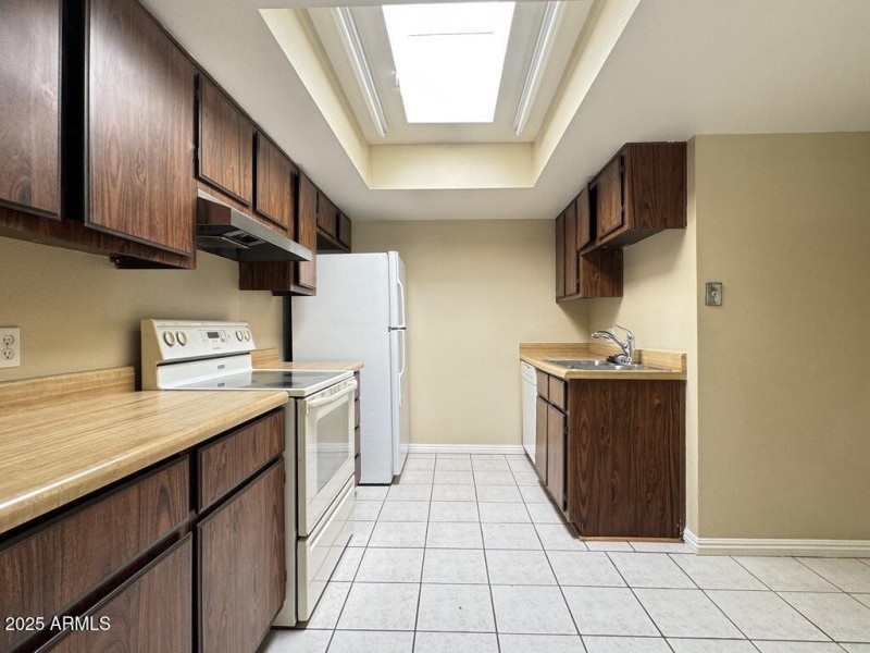 08E7F0B6-15C0-4F36-BB4C-EE49ADC68EAF_1_1