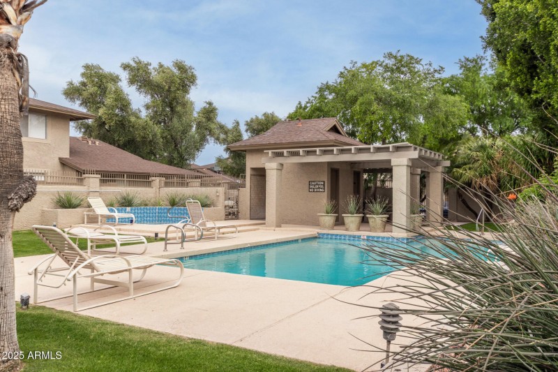 Communit Pool & Spa