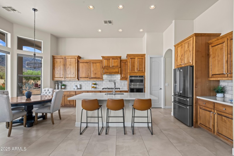 Quartz Kitchen Counters