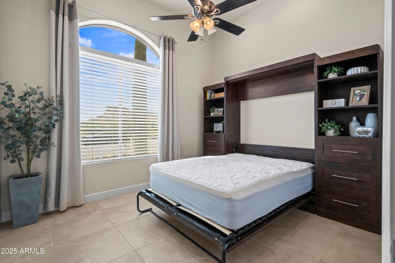 Murphy Bed in Office/BR2
