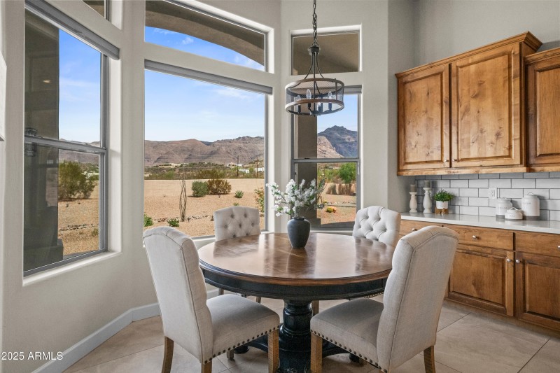 Kitchen Nook_Dining