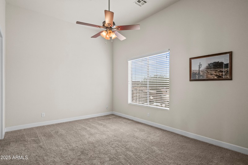 Bedroom 3/Office