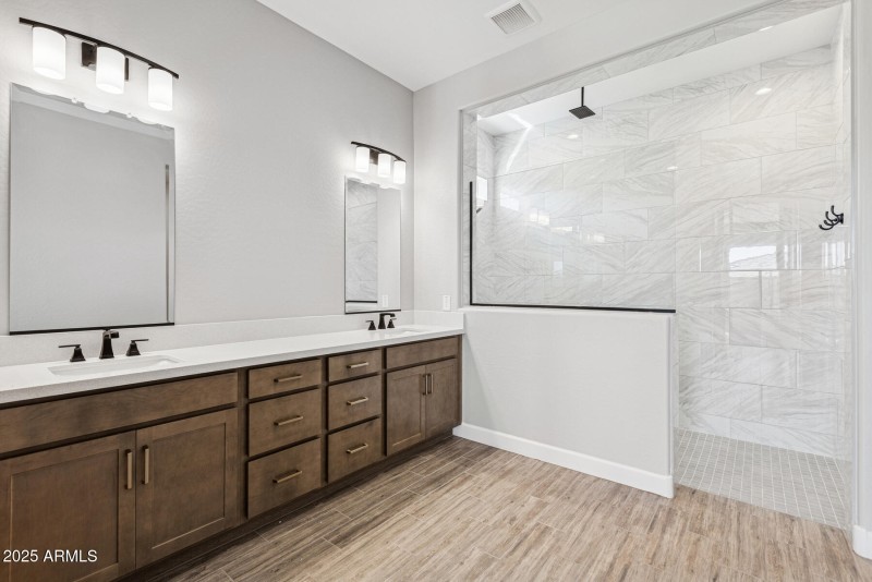Homesite43-010