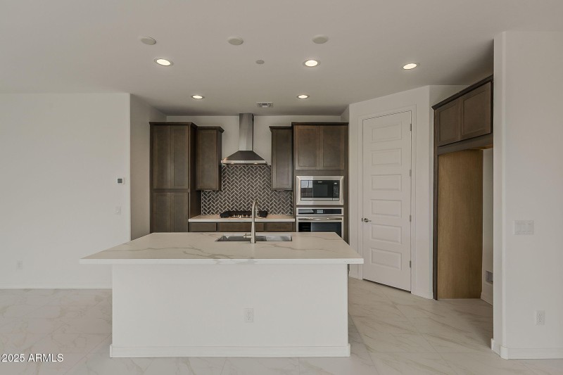 11-web-or-mls-117th-11 (2)