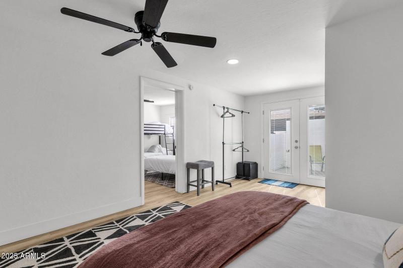 25-web-or-mls-4712-n-27th-ave