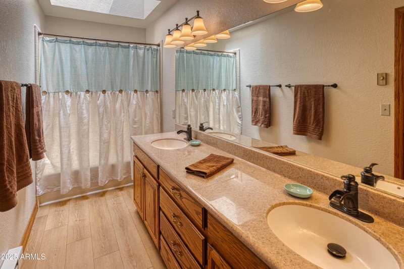 PAX_9292_AuroraHDR2019-edit