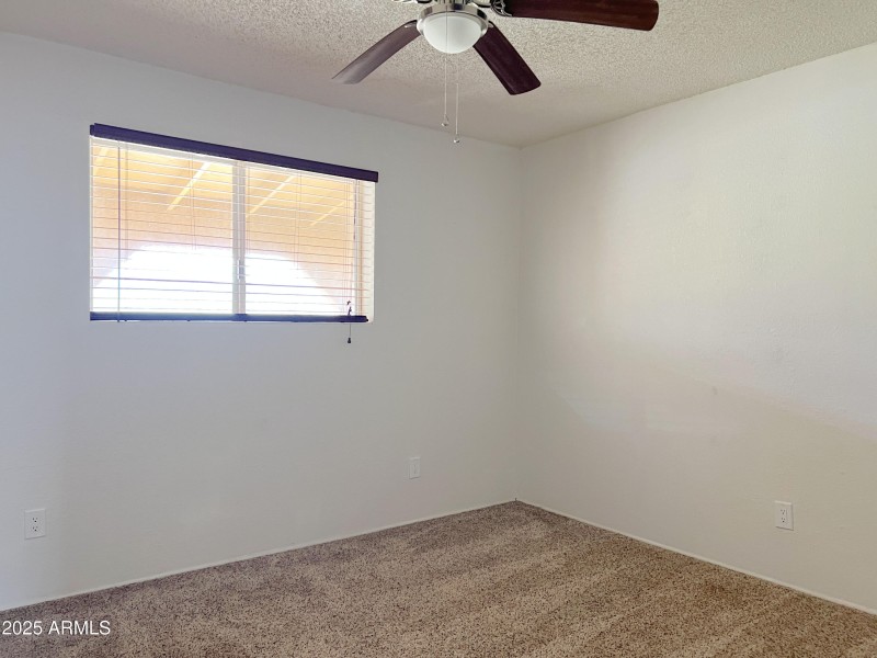 2 Interior 21