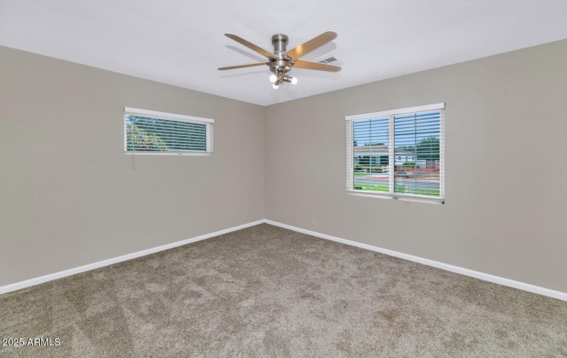 3822 E Monterosa St-large-016-006-TOD795