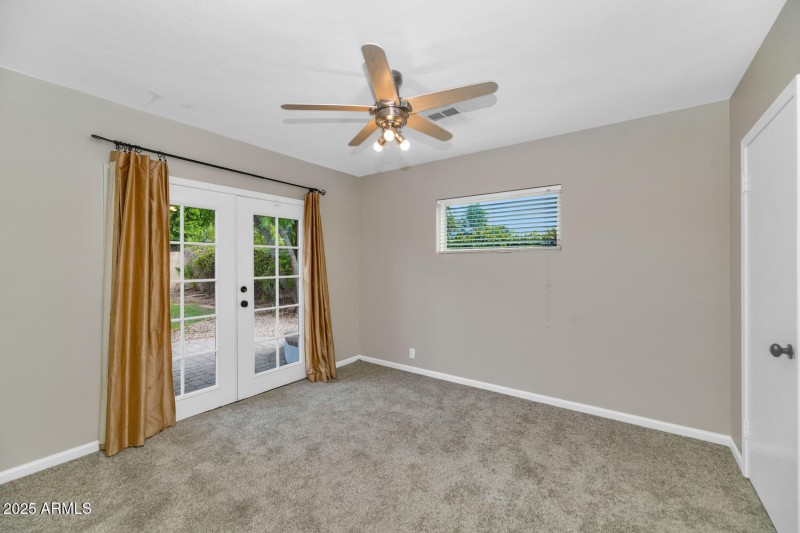 3822 E Monterosa St-large-018-009-TOD795