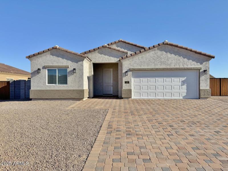Front view of home