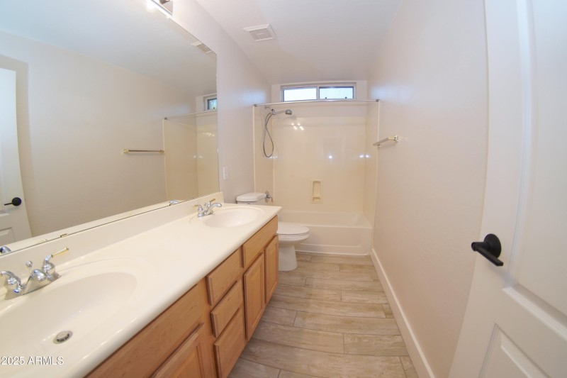 Bathroom1