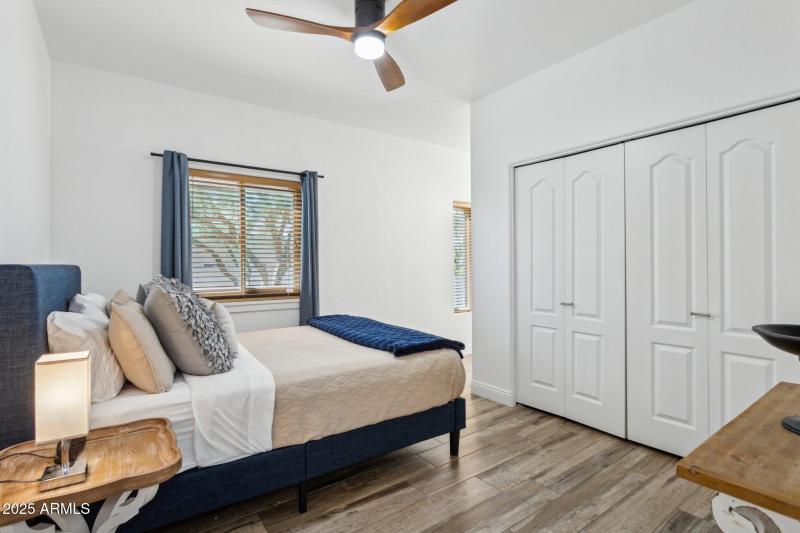 25-web-or-mls-30506-n-60th-st