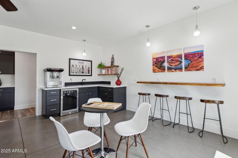 44-web-or-mls-30506-n-60th-st