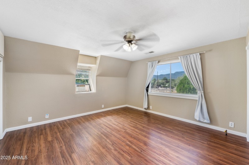 4540 Bird Lane-18