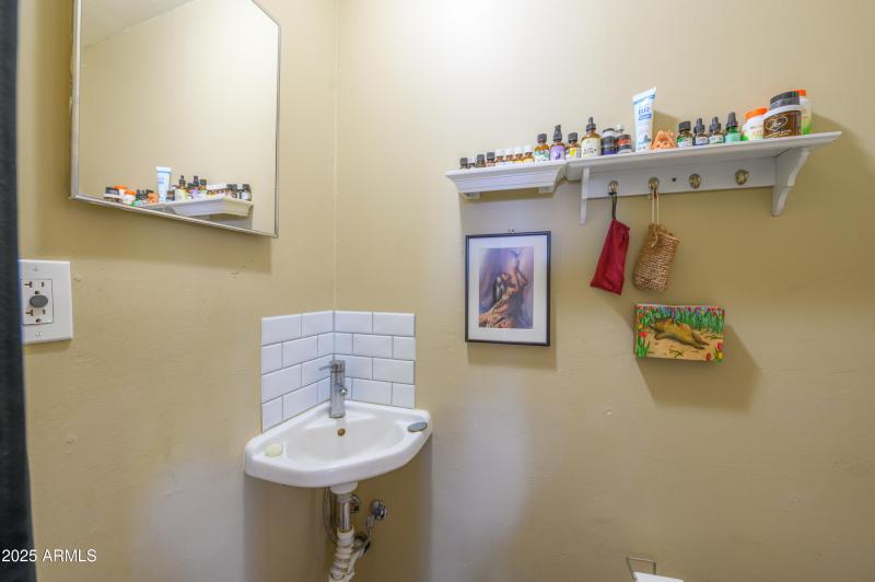 4540 Bird Lane-23