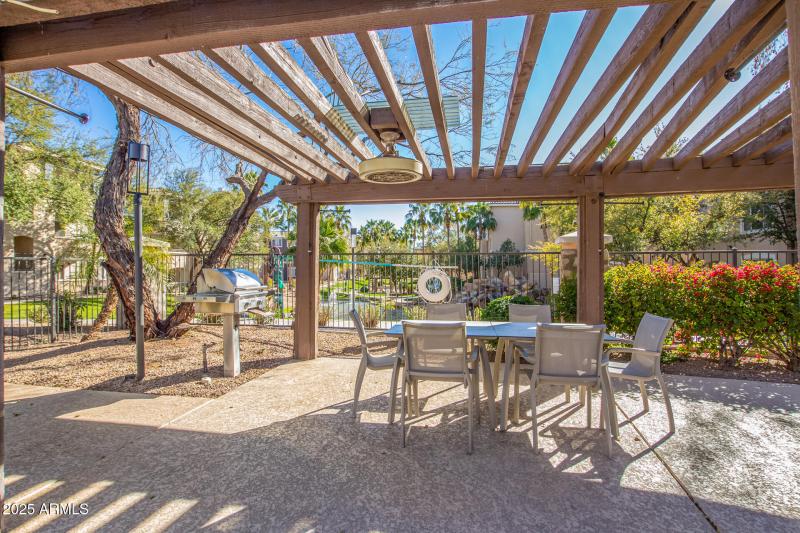 5345 Gazebo