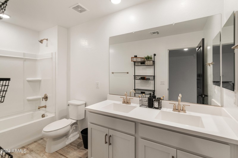 16848 W Alice Ave-4