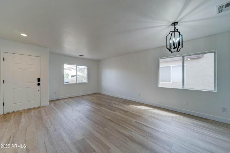 9514 w garfield st-4