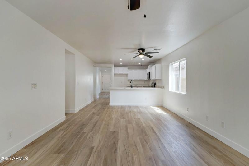 9514 w garfield st-9