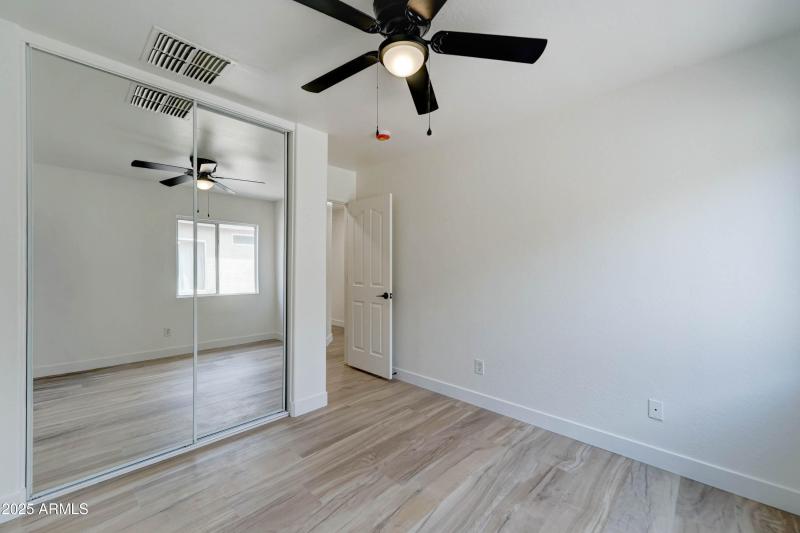 9514 w garfield st-22
